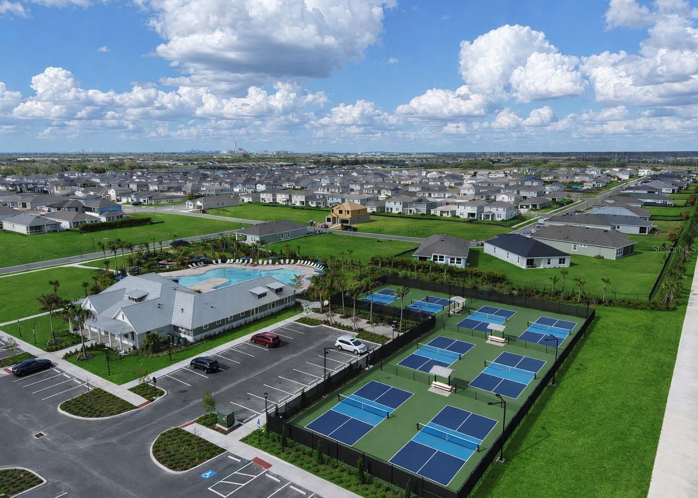6364 ROADSTEAD CT, APOLLO BEACH, FL, 33572