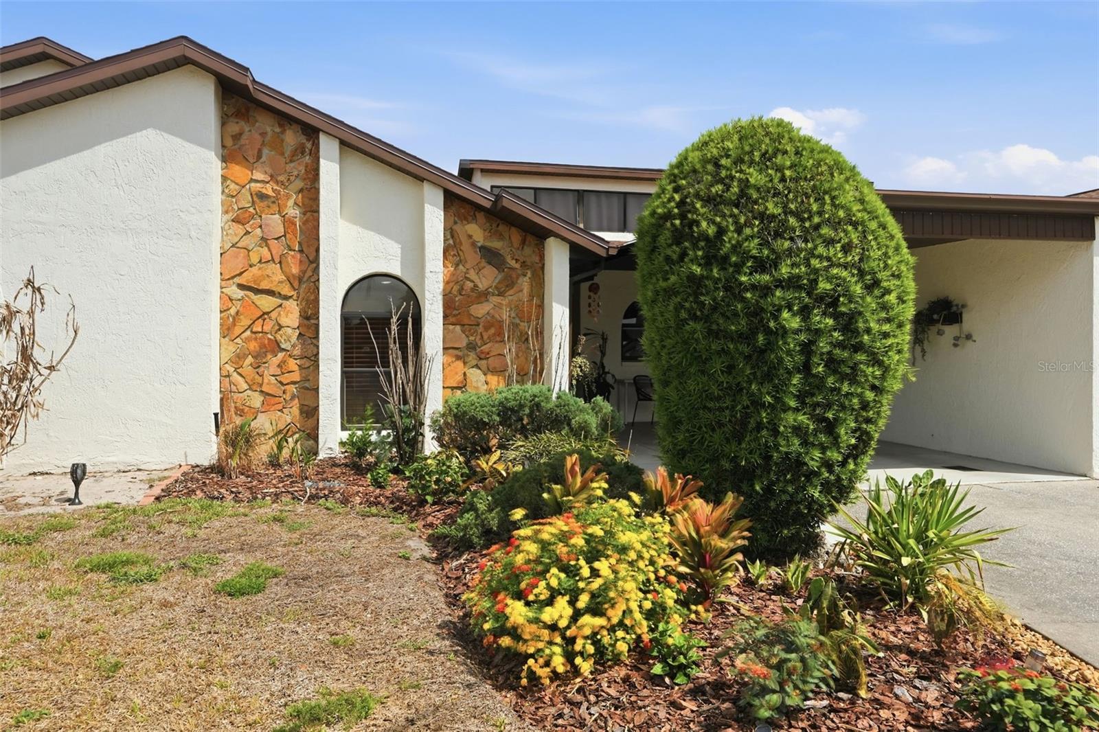 9143 LINGROVE RD, WEEKI WACHEE, FL, 34613