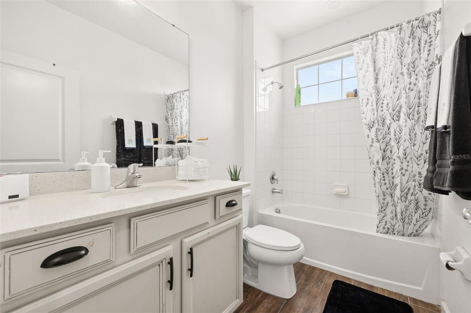 736 GRAZIE LOOP, DAVENPORT, FL, 33837
