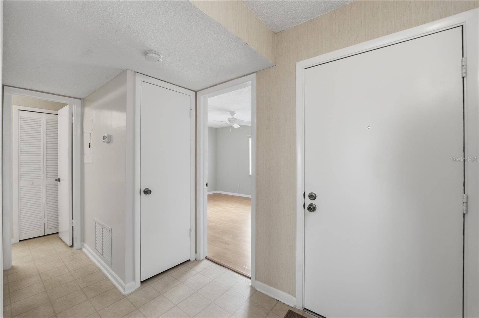 7 ESCONDIDO CIR #67, ALTAMONTE SPRINGS, FL, 32701