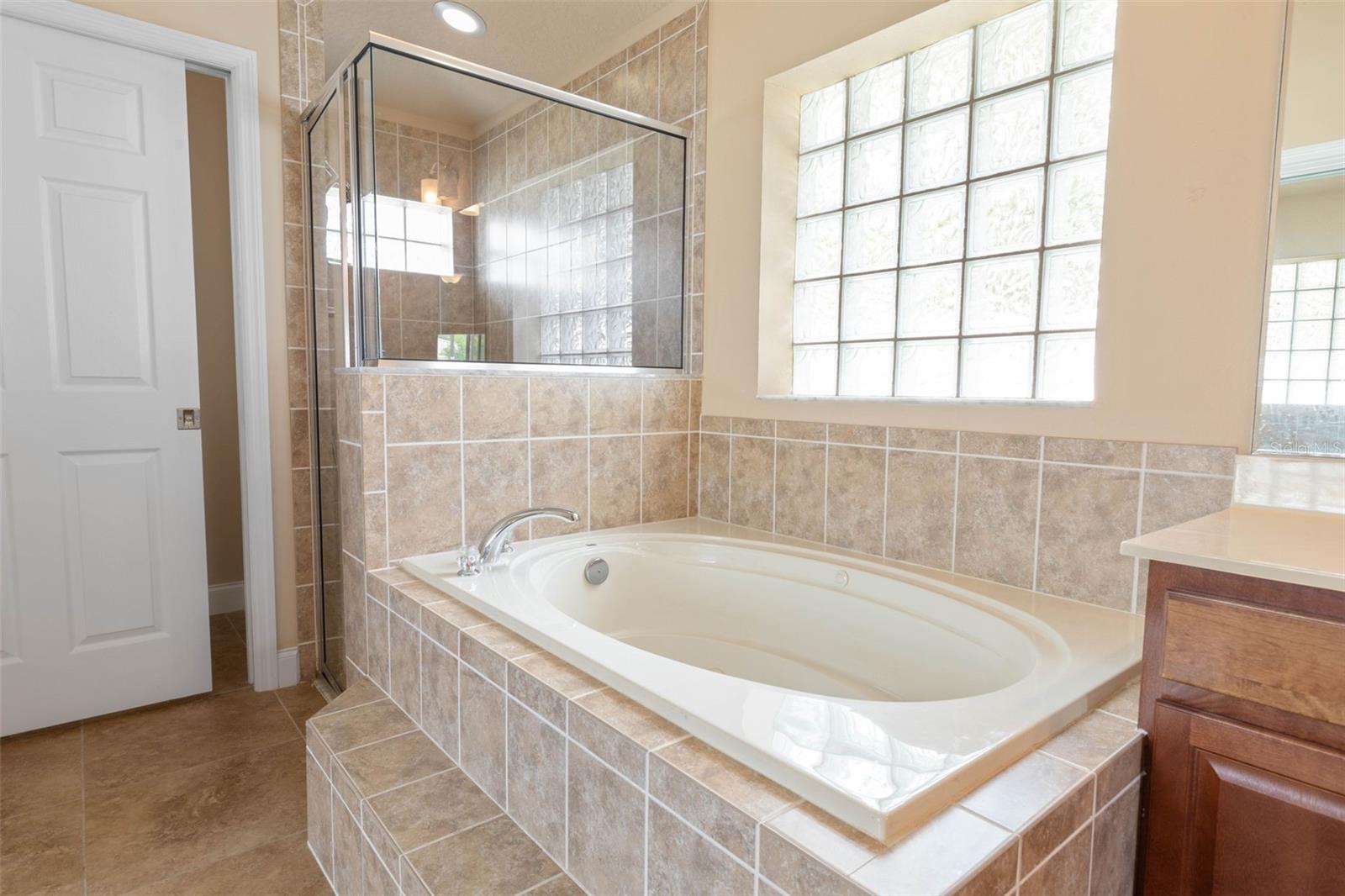 7 FLINT HILL LN, PALM COAST, FL, 32137