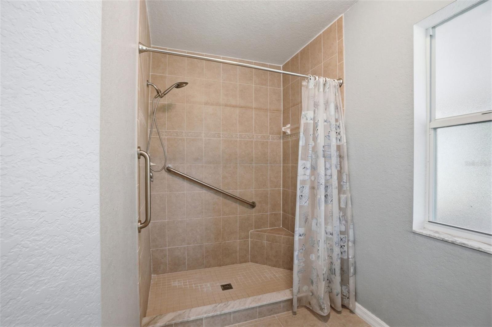 17469 MABERLY RD, WEEKI WACHEE, FL, 34614
