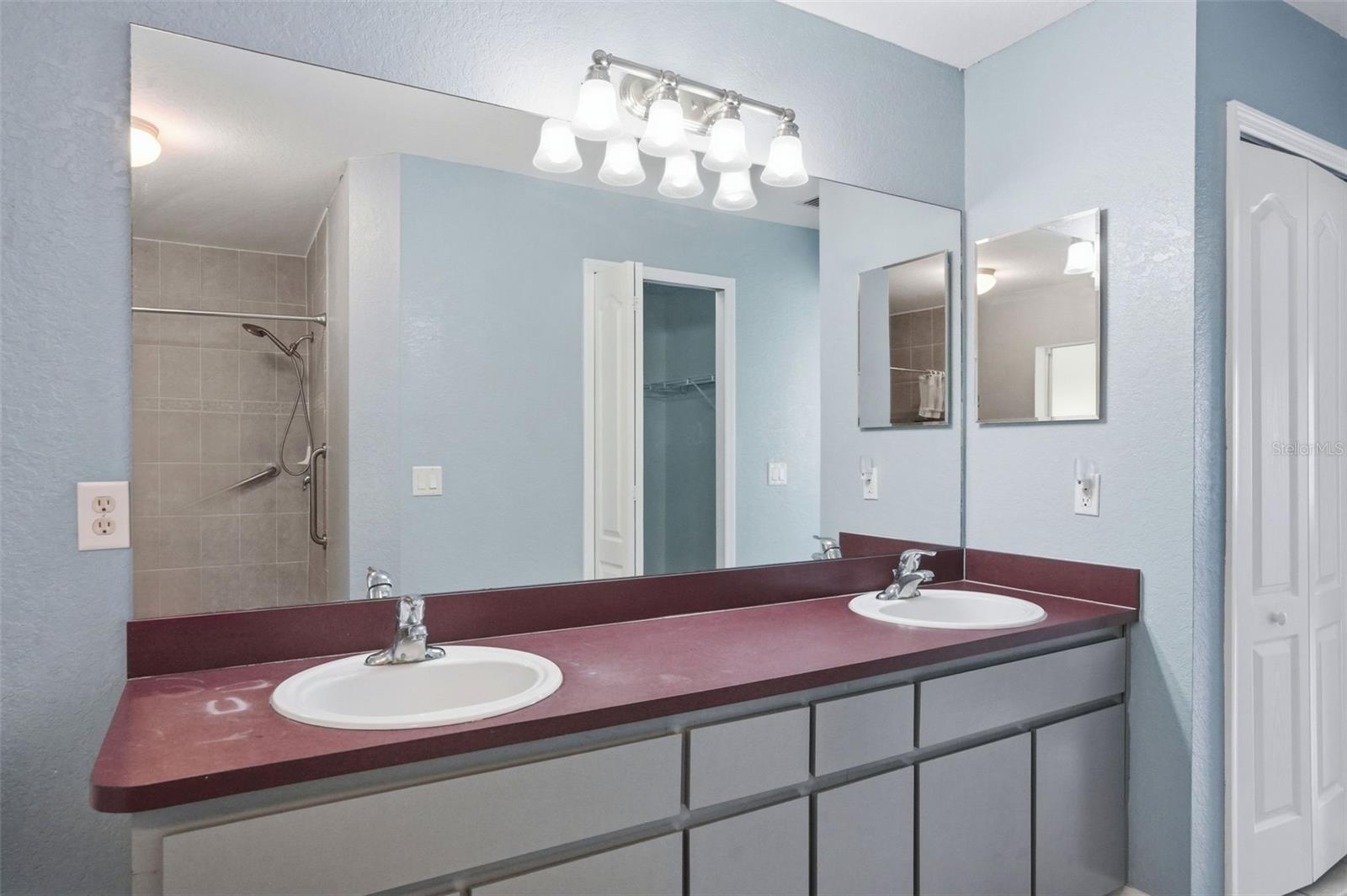 17469 MABERLY RD, WEEKI WACHEE, FL, 34614