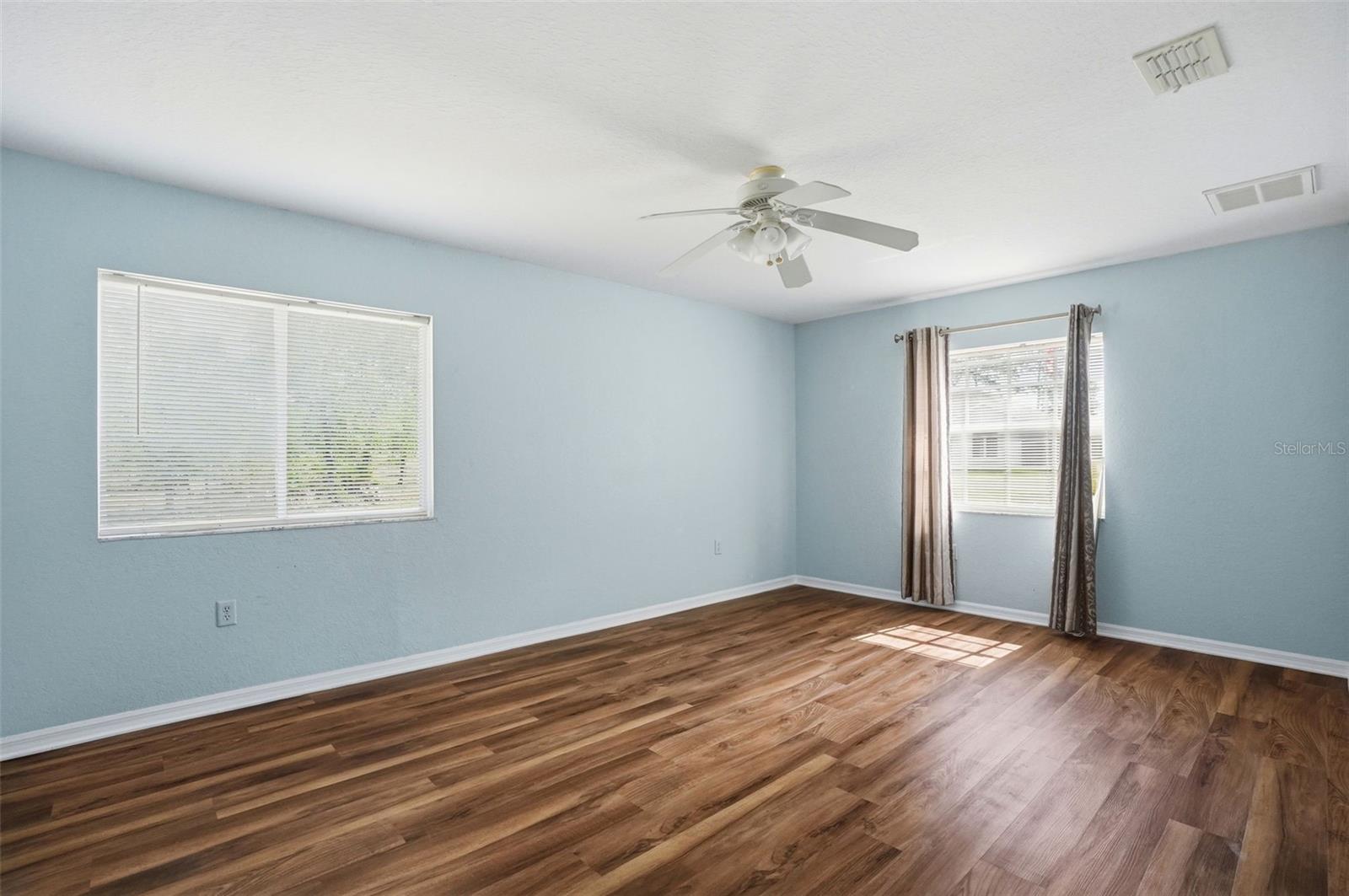 17469 MABERLY RD, WEEKI WACHEE, FL, 34614