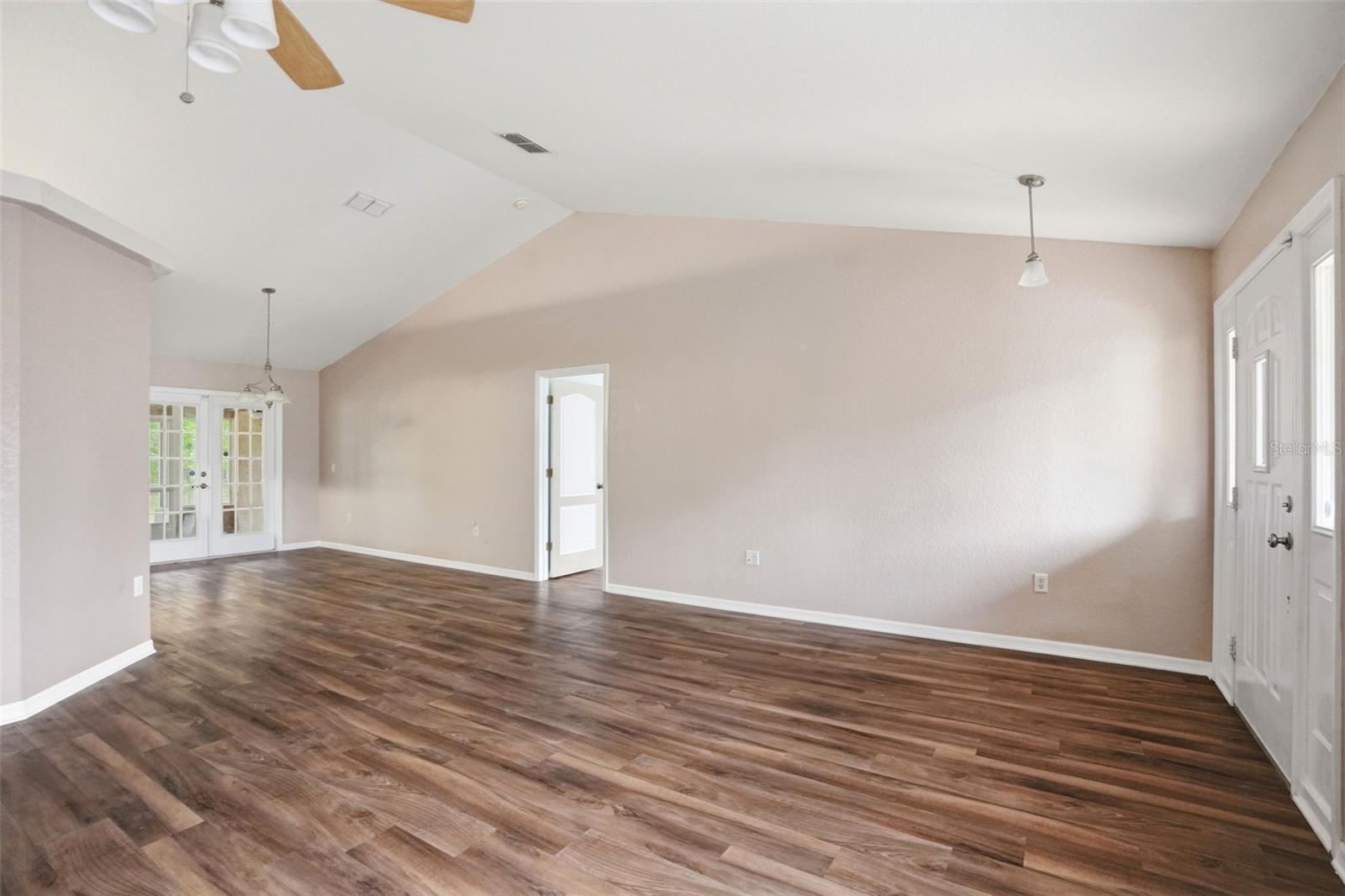 17469 MABERLY RD, WEEKI WACHEE, FL, 34614