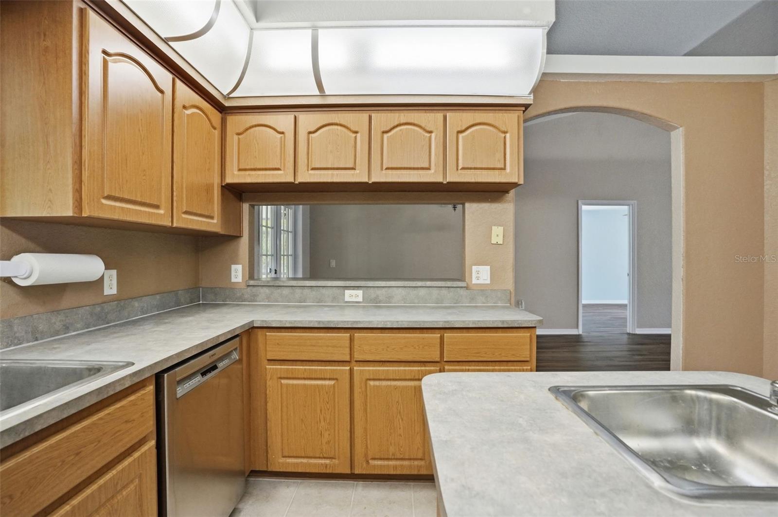 17469 MABERLY RD, WEEKI WACHEE, FL, 34614