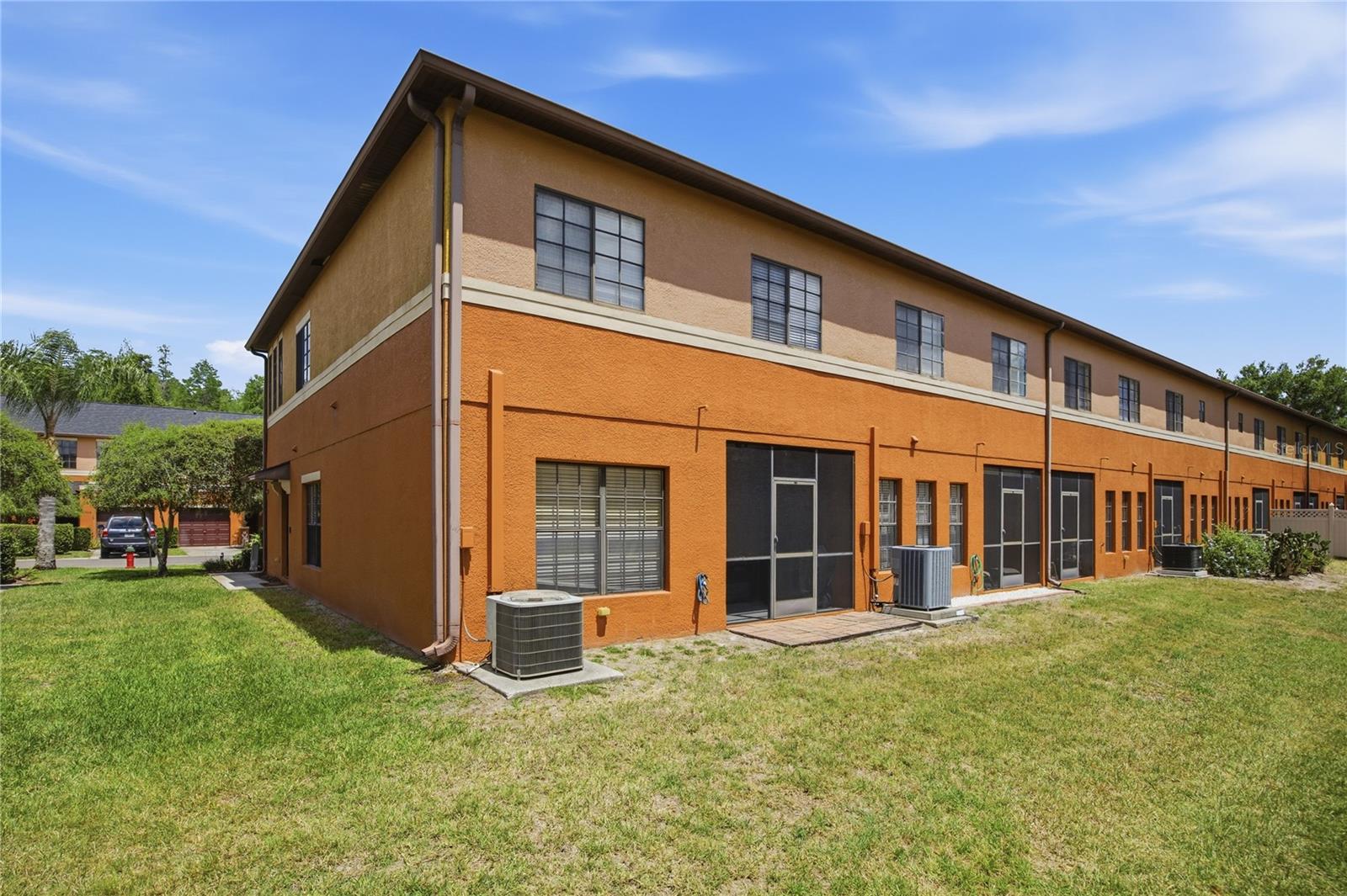 1033 BLACKWATER DR, WESLEY CHAPEL, FL, 33543