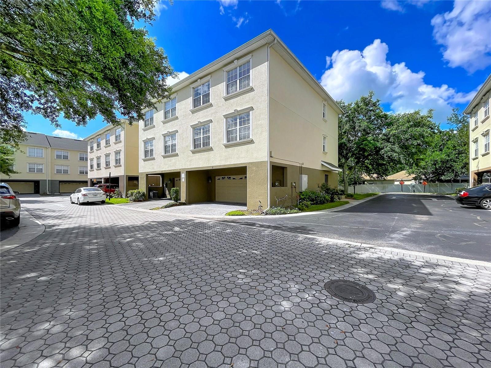 10144 ARBOR RUN DR #31, TAMPA, FL, 33647