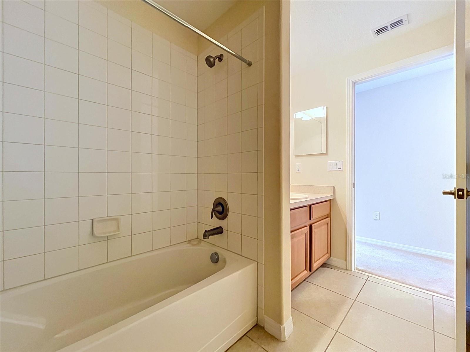10144 ARBOR RUN DR #31, TAMPA, FL, 33647