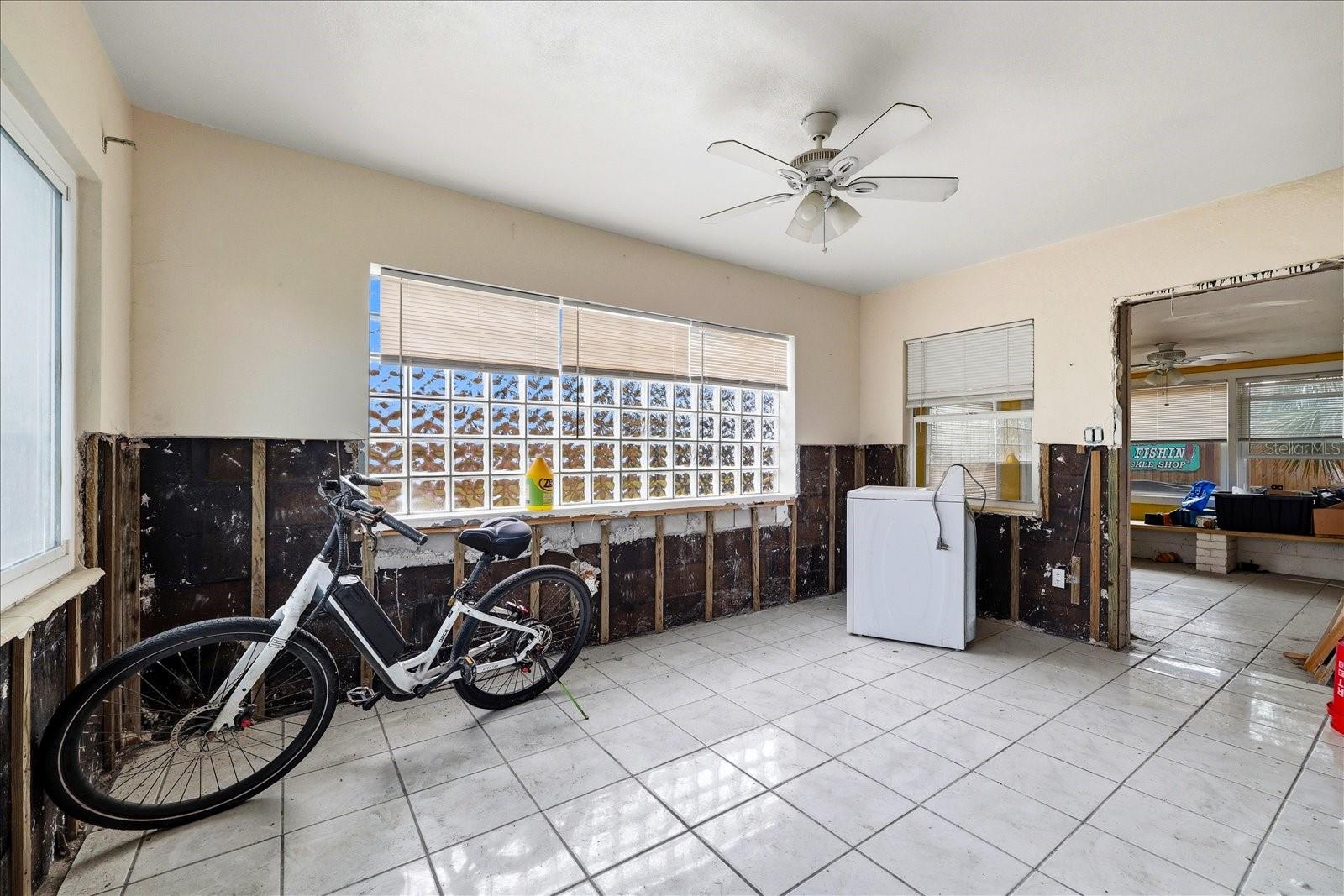 451 VIRGINIA AVE, MADEIRA BEACH, FL, 33708