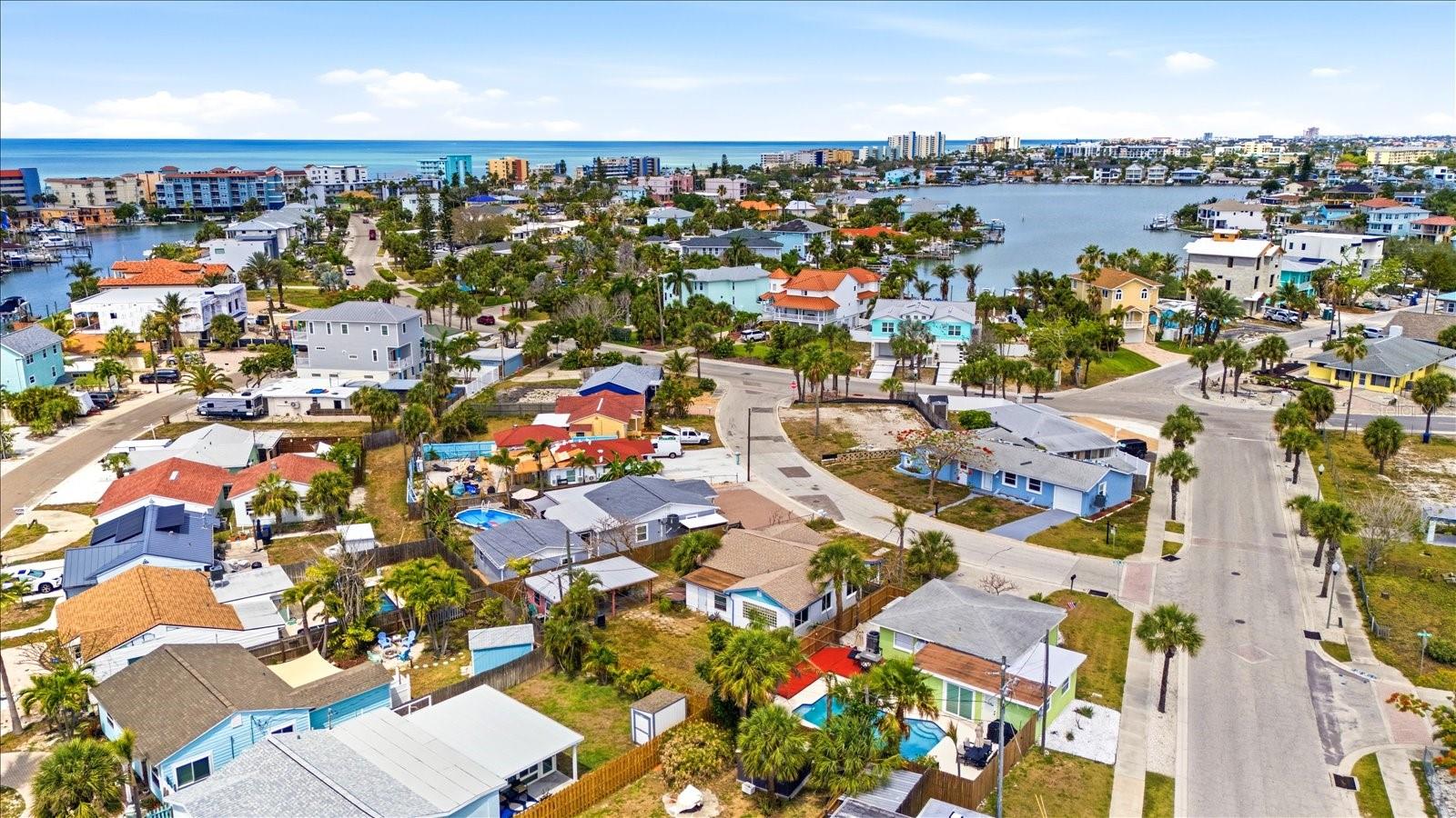 451 VIRGINIA AVE, MADEIRA BEACH, FL, 33708