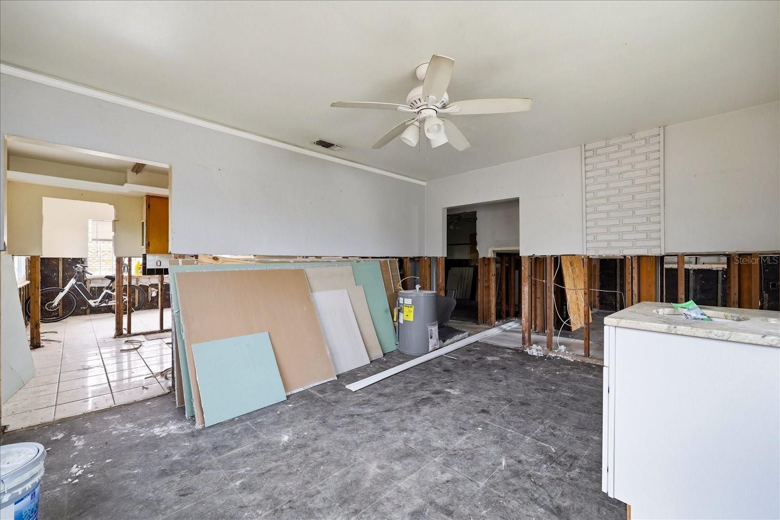 451 VIRGINIA AVE, MADEIRA BEACH, FL, 33708