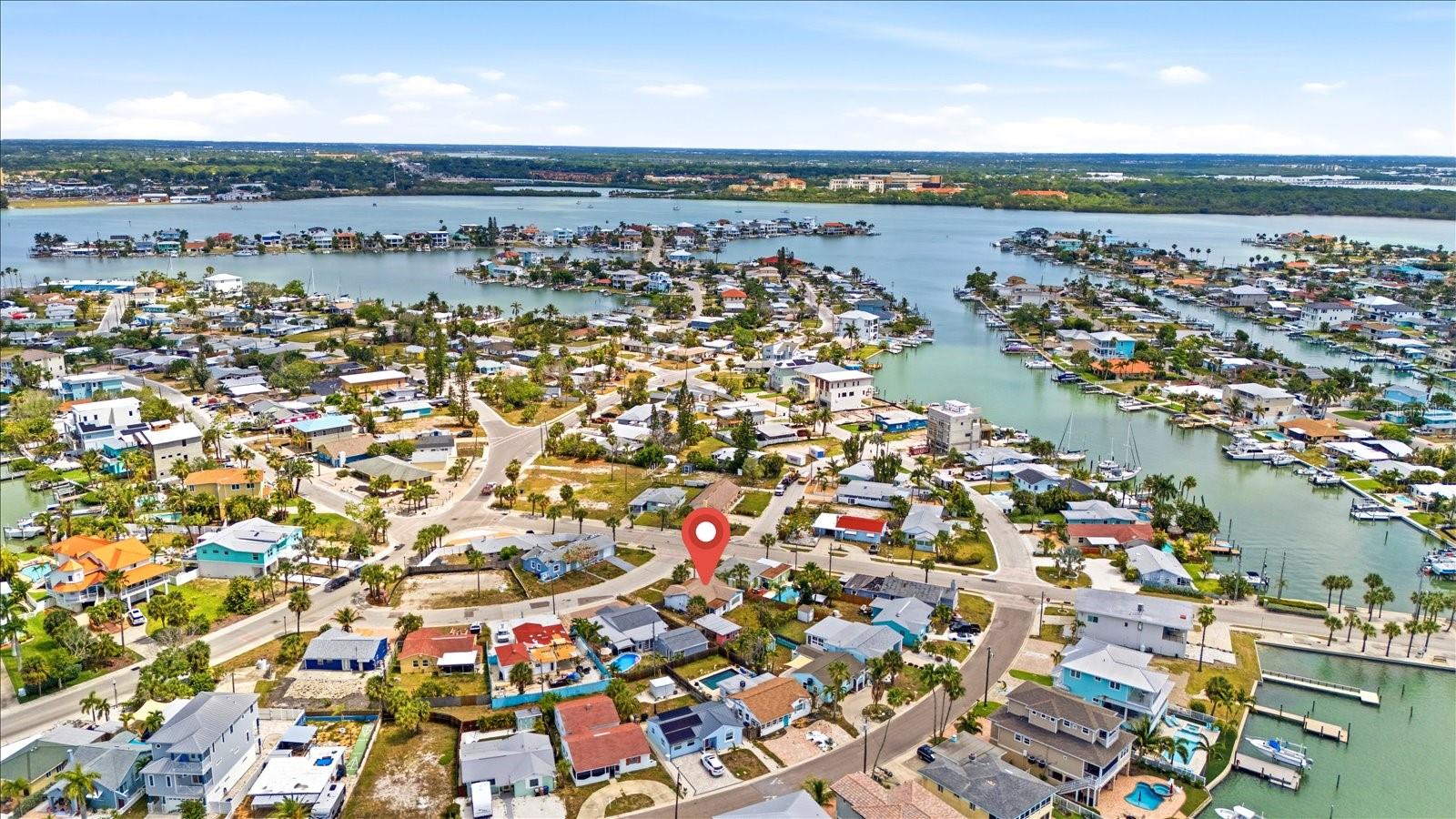 451 VIRGINIA AVE, MADEIRA BEACH, FL, 33708