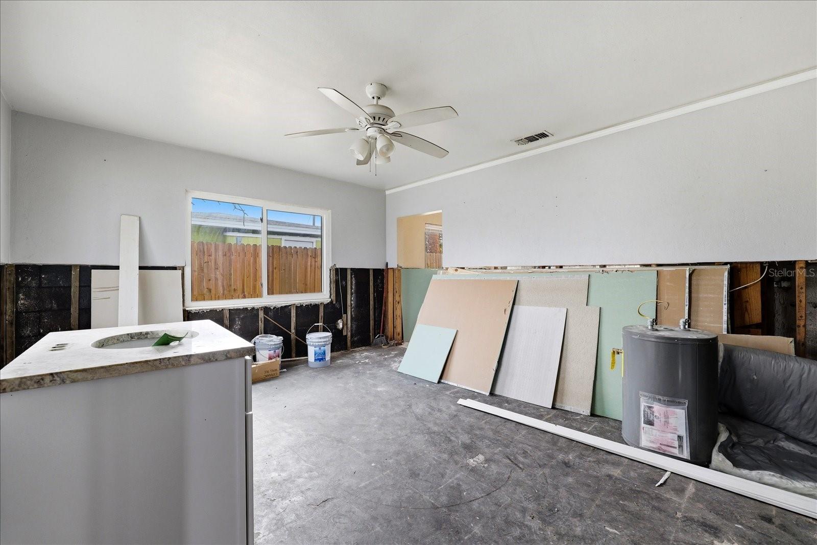 451 VIRGINIA AVE, MADEIRA BEACH, FL, 33708
