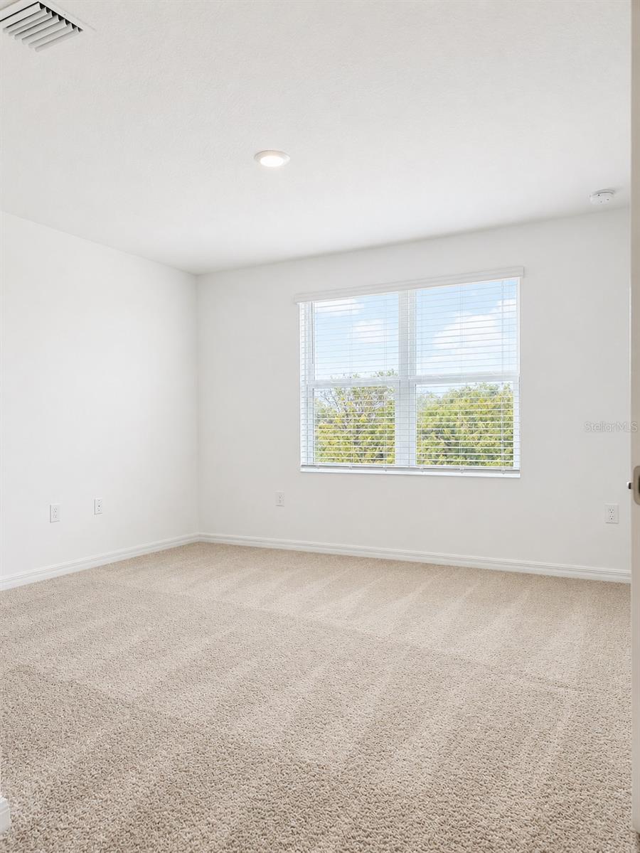 2450 PARAVANE WAY, WESLEY CHAPEL, FL, 33543