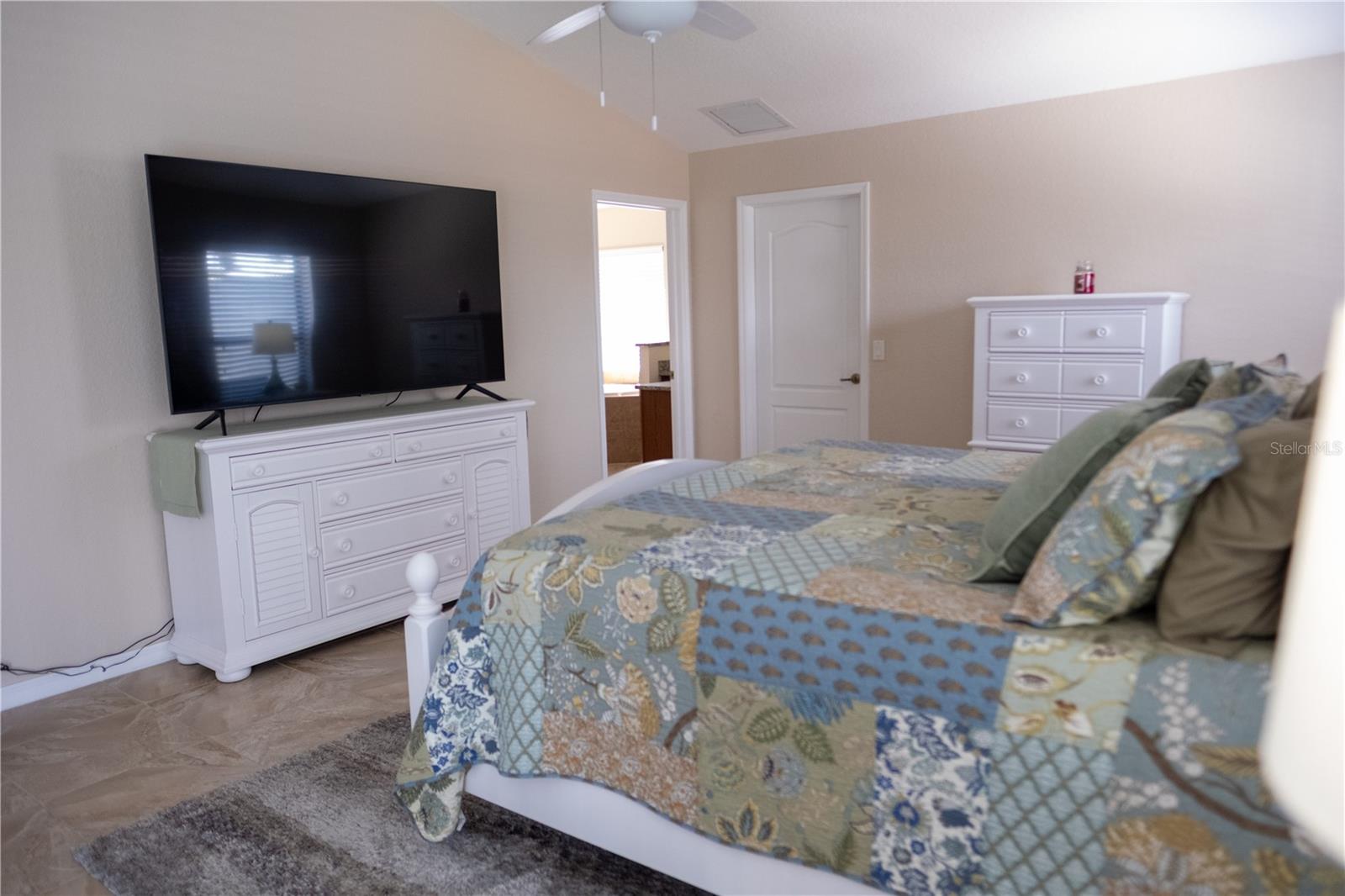 15648 MELPORT CIR, PORT CHARLOTTE, FL, 33981