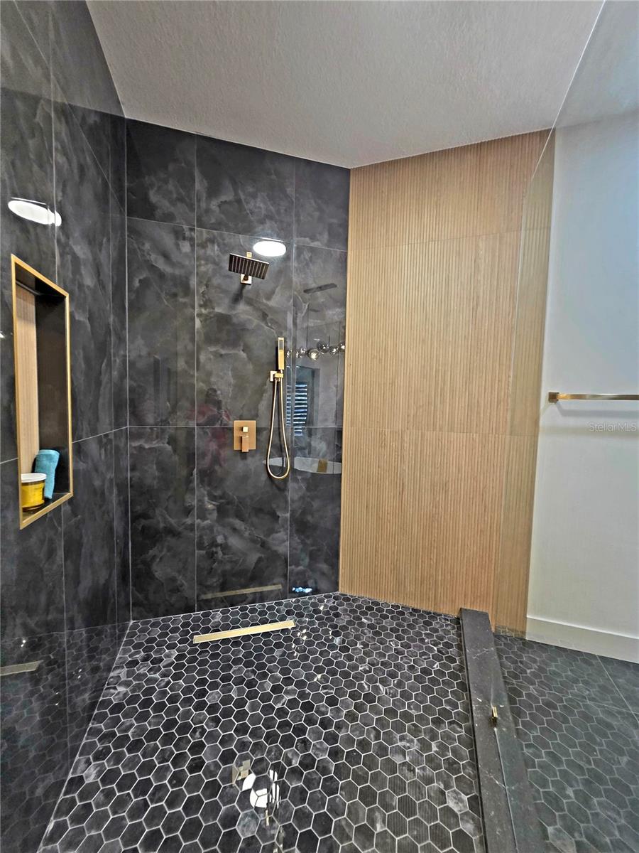 2796 CHALLENGER DR, PALM HARBOR, FL, 34683
