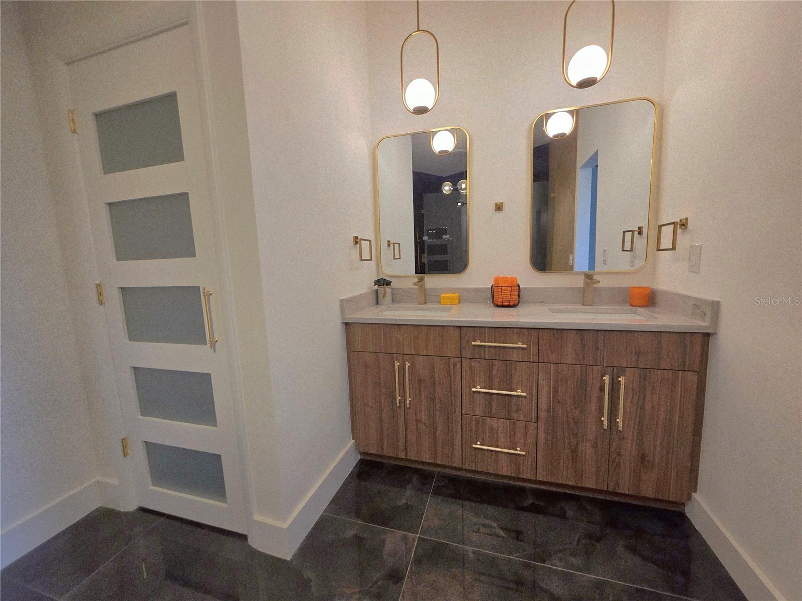 2796 CHALLENGER DR, PALM HARBOR, FL, 34683
