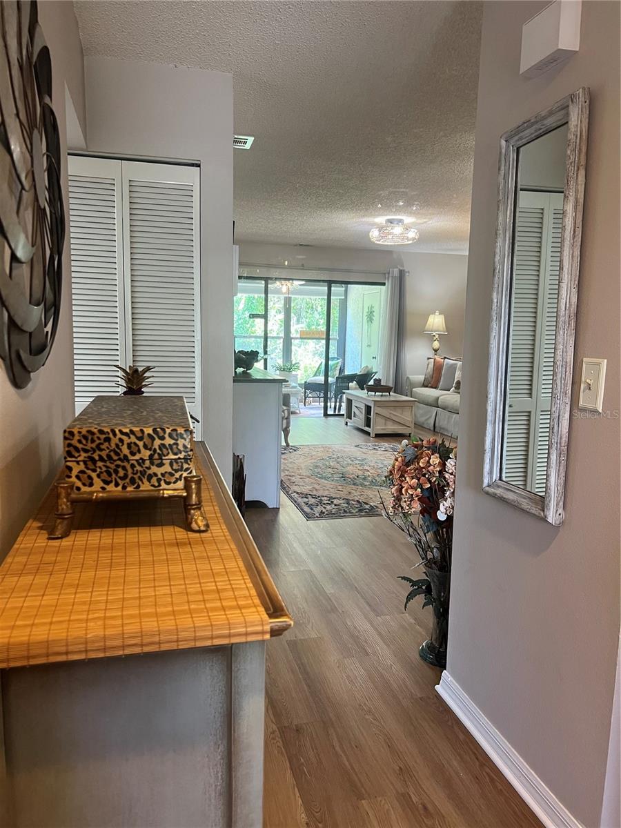 1801 E LAKE RD #17C, PALM HARBOR, FL, 34685