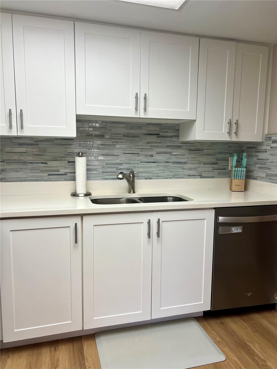 1801 E LAKE RD #17C, PALM HARBOR, FL, 34685