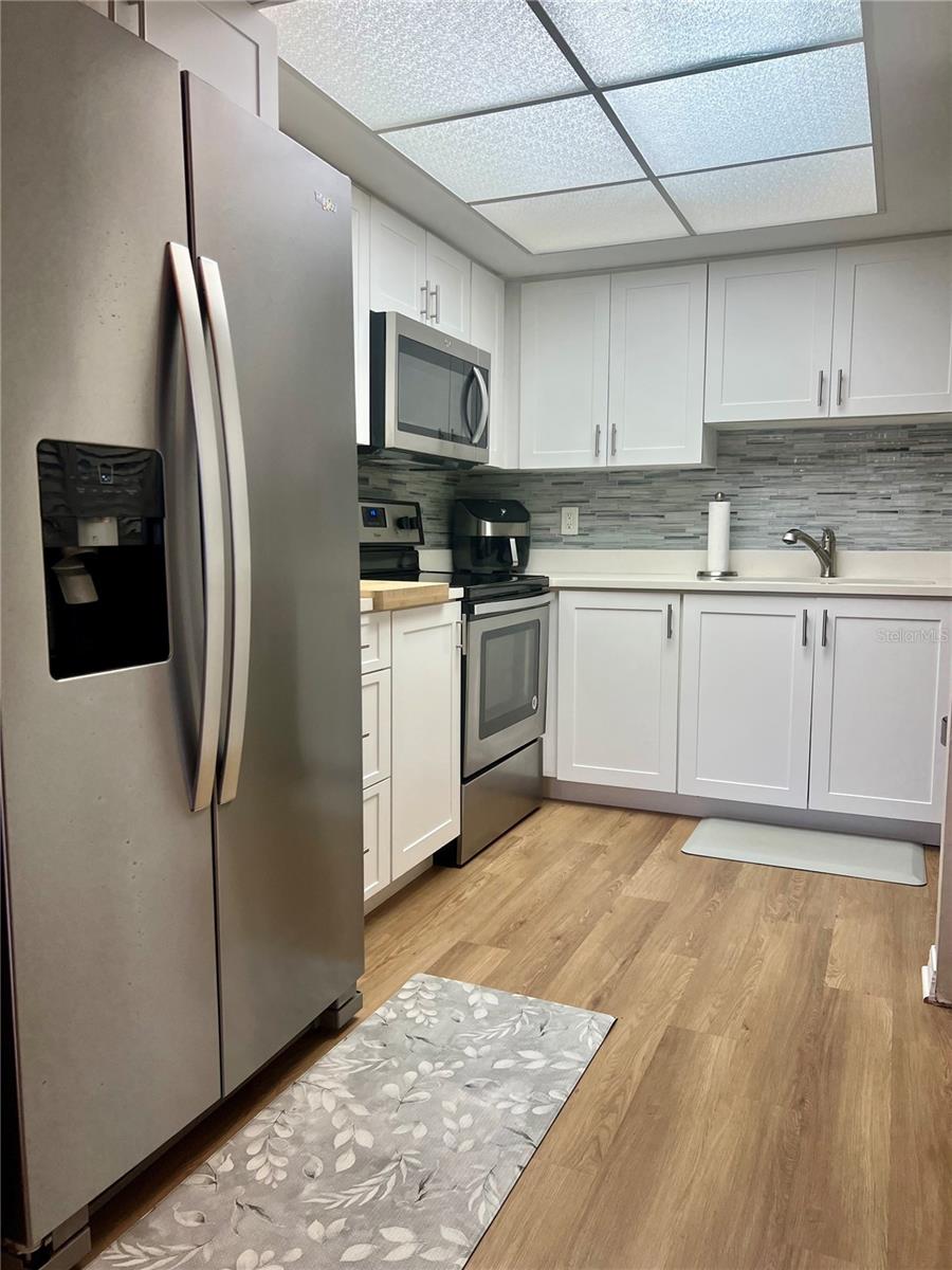 1801 E LAKE RD #17C, PALM HARBOR, FL, 34685