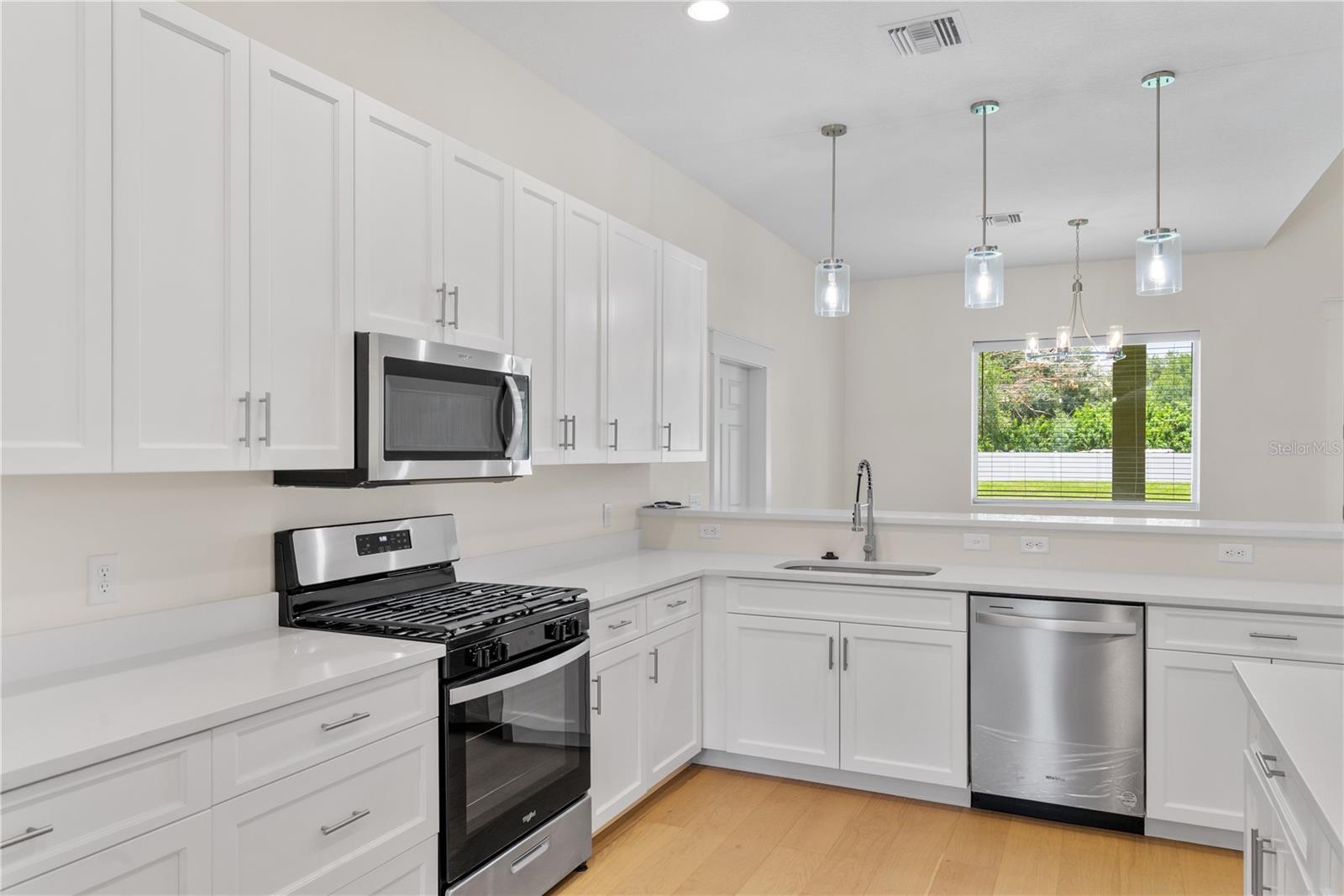 1919 SIPES AVE, SANFORD, FL, 32771