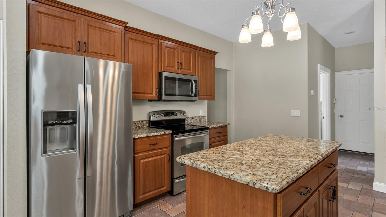 143 SHANNON OAKS DR, LAKELAND, FL, 33813