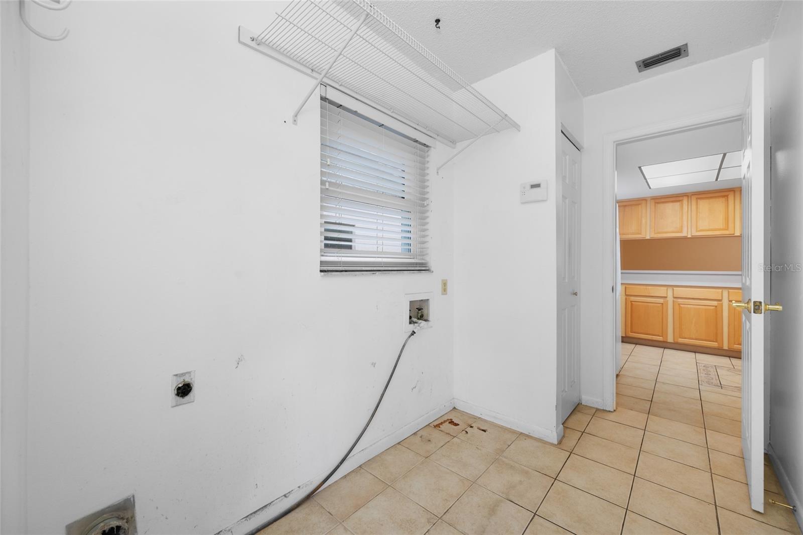 4448 RANCHWOOD LN, TAMPA, FL, 33624