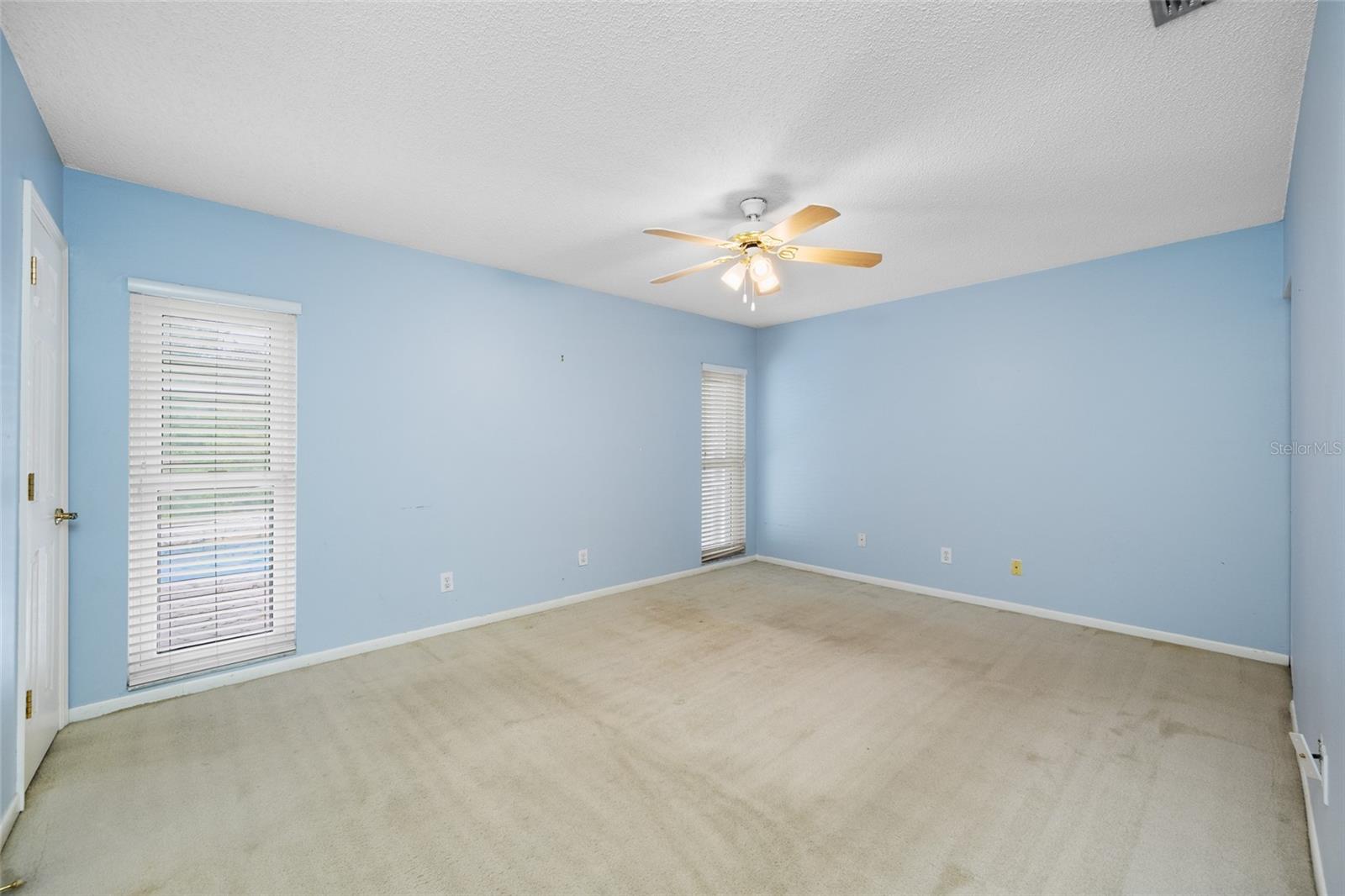 4448 RANCHWOOD LN, TAMPA, FL, 33624