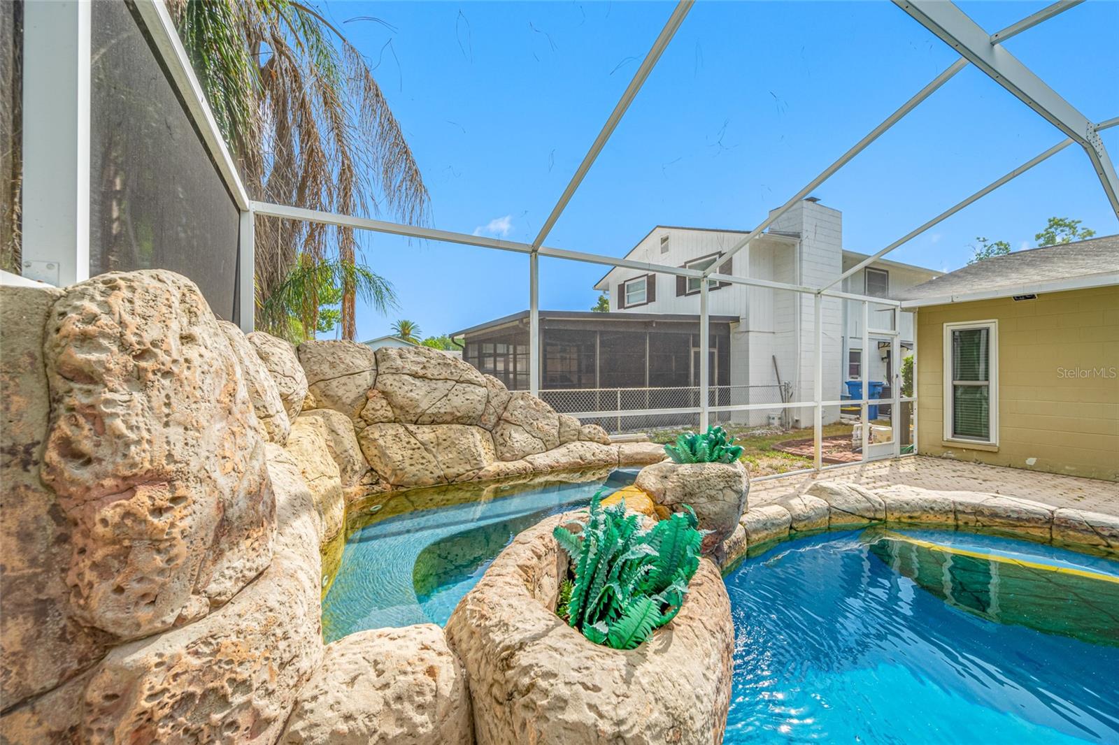 4448 RANCHWOOD LN, TAMPA, FL, 33624