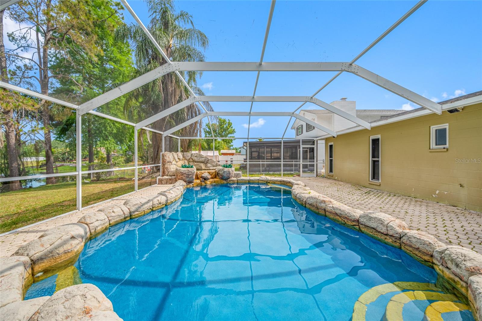 4448 RANCHWOOD LN, TAMPA, FL, 33624