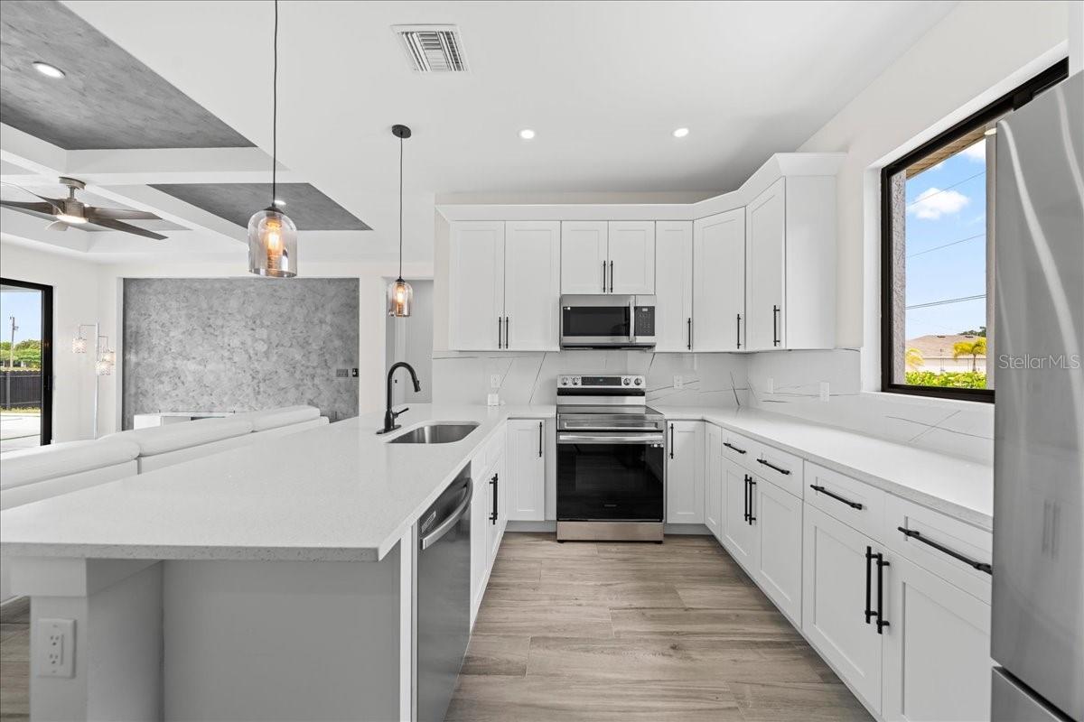 1925 NW 15TH TER, CAPE CORAL, FL, 33993