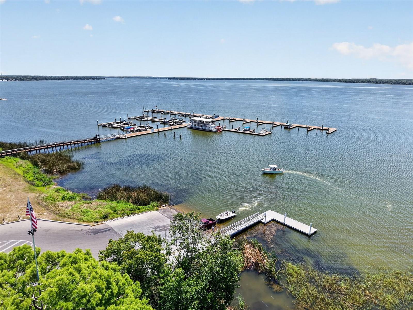 488 MARINA LN, TAVARES, FL, 32778