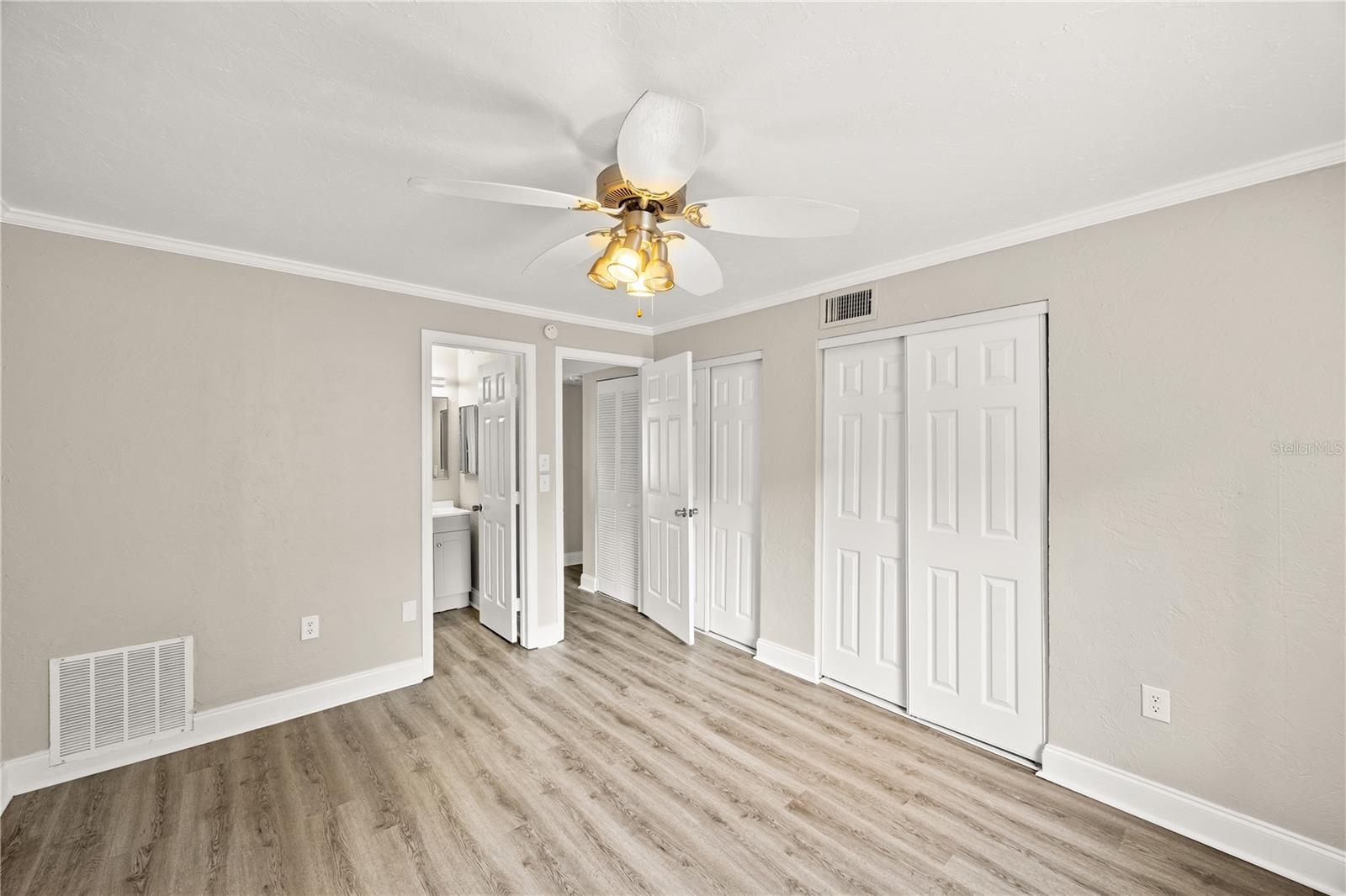 2717 HIDDEN LAKE BLVD #B, SARASOTA, FL, 34237