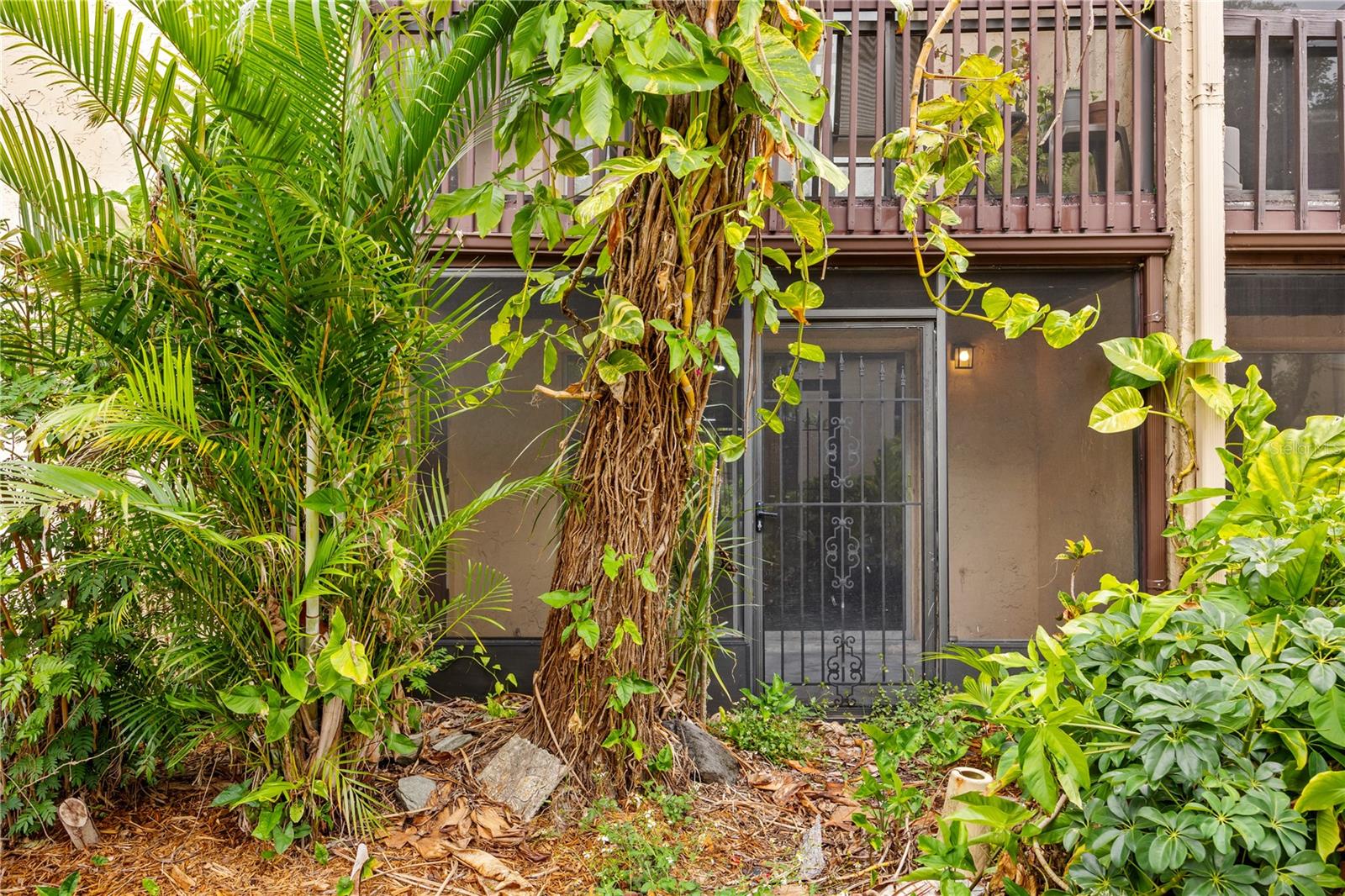 2717 HIDDEN LAKE BLVD #B, SARASOTA, FL, 34237