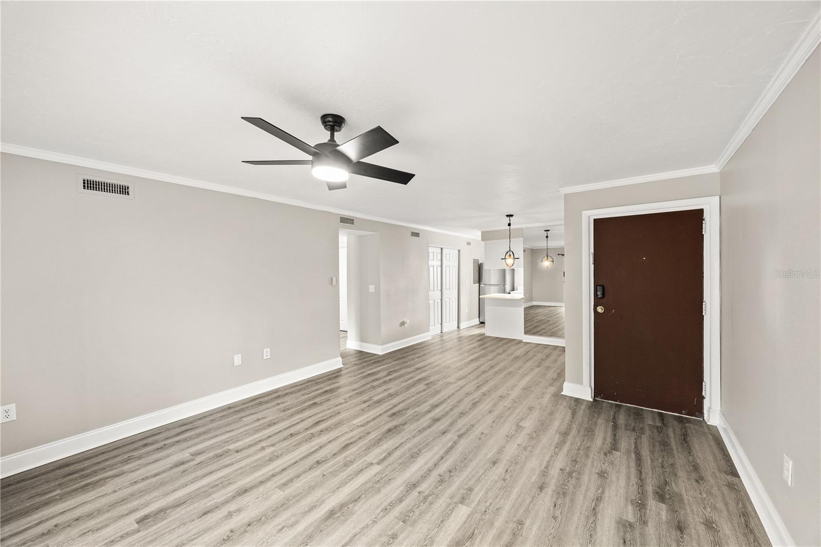 2717 HIDDEN LAKE BLVD #B, SARASOTA, FL, 34237