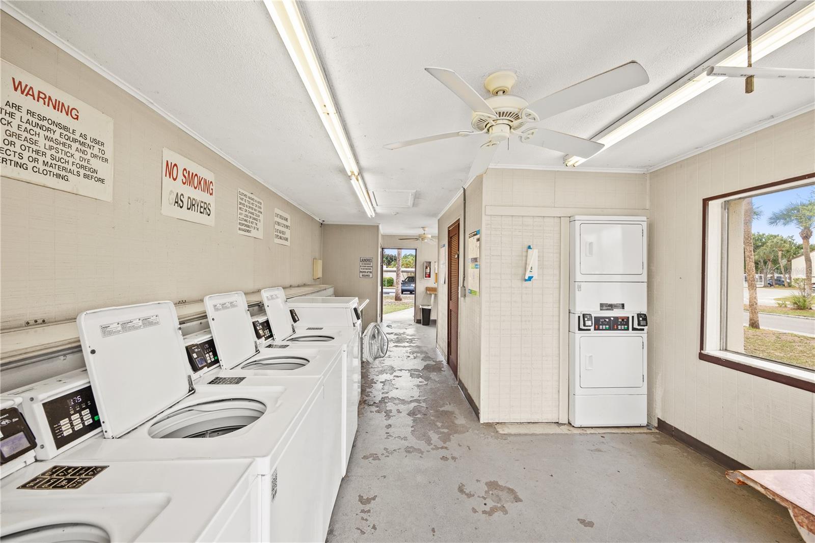 2717 HIDDEN LAKE BLVD #B, SARASOTA, FL, 34237