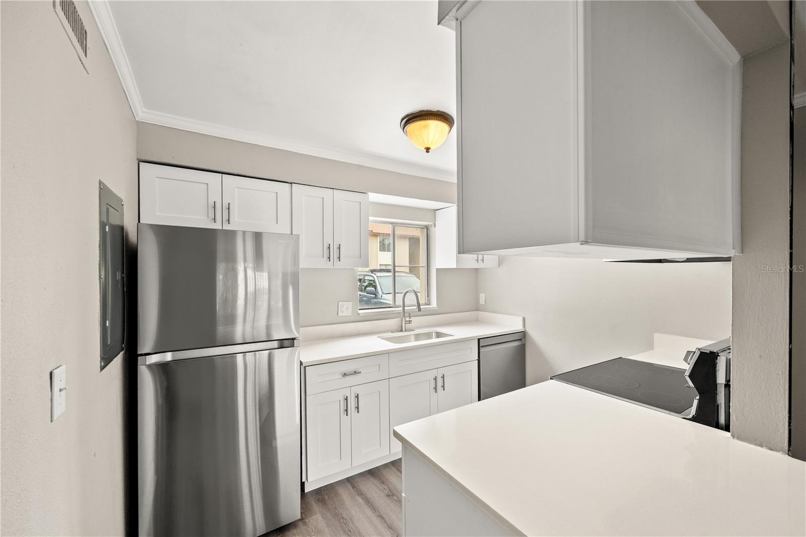 2717 HIDDEN LAKE BLVD #B, SARASOTA, FL, 34237
