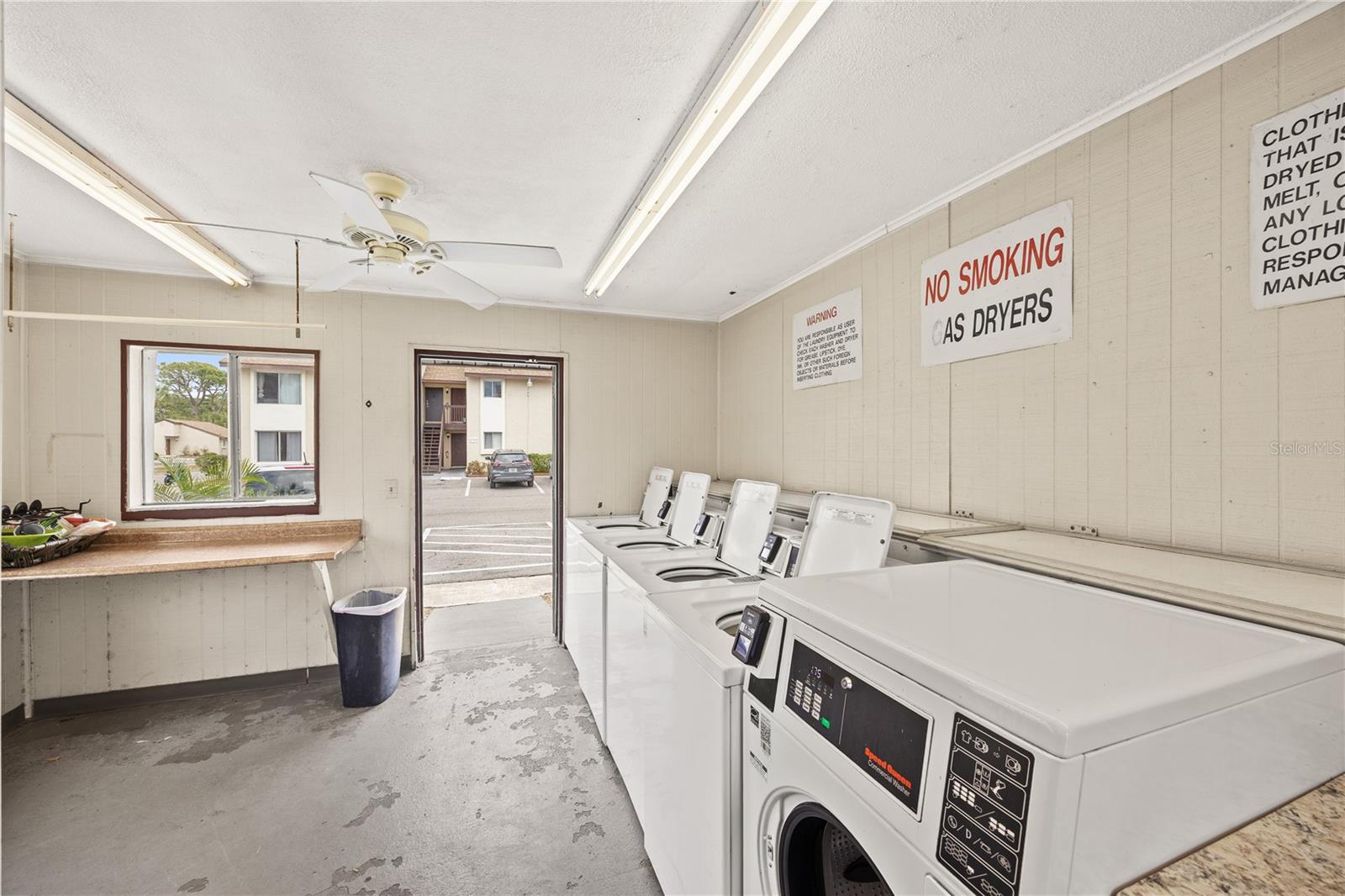 2717 HIDDEN LAKE BLVD #B, SARASOTA, FL, 34237