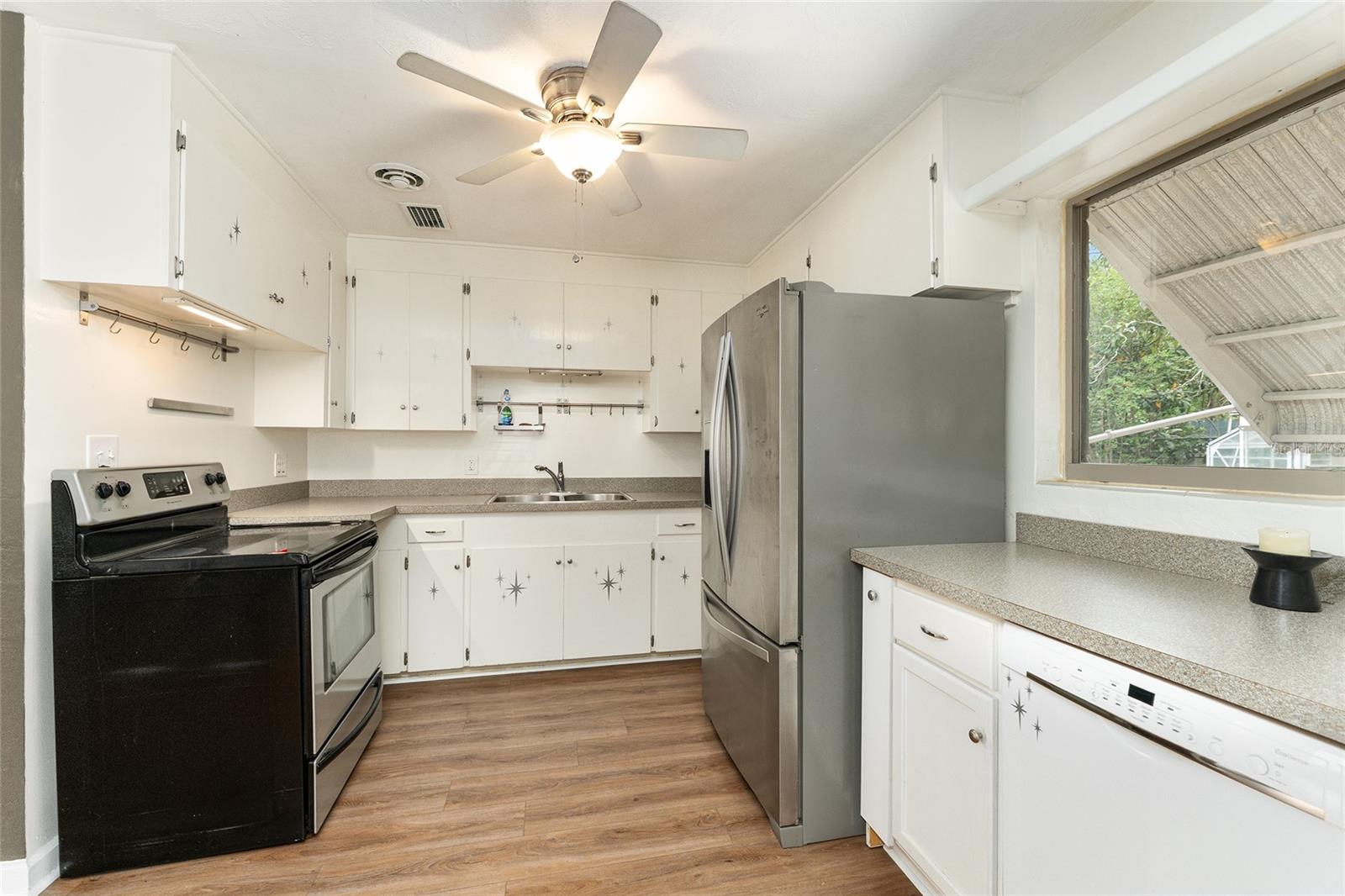 2214 NE 7TH TER, GAINESVILLE, FL, 32609