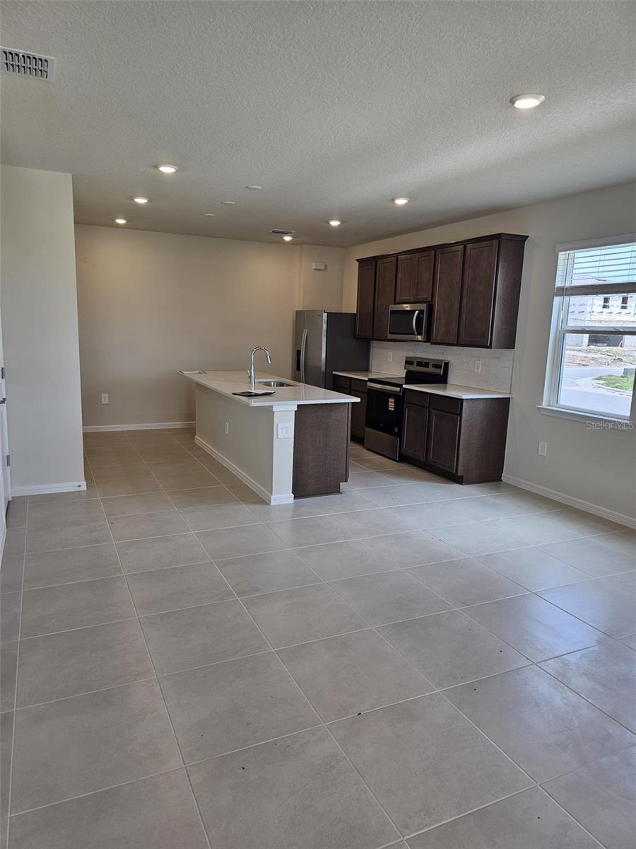 2135 SOUTHBURY DR, KISSIMMEE, FL, 34744