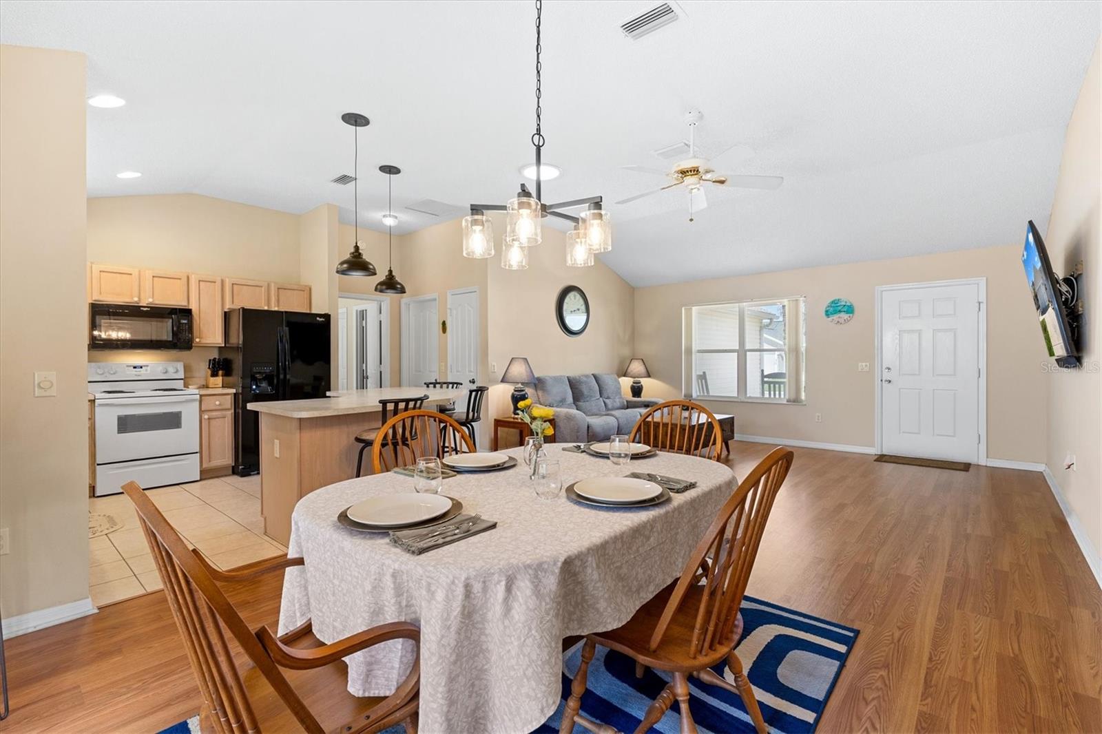 1910 AUGUSTINE DR, THE VILLAGES, FL, 32159