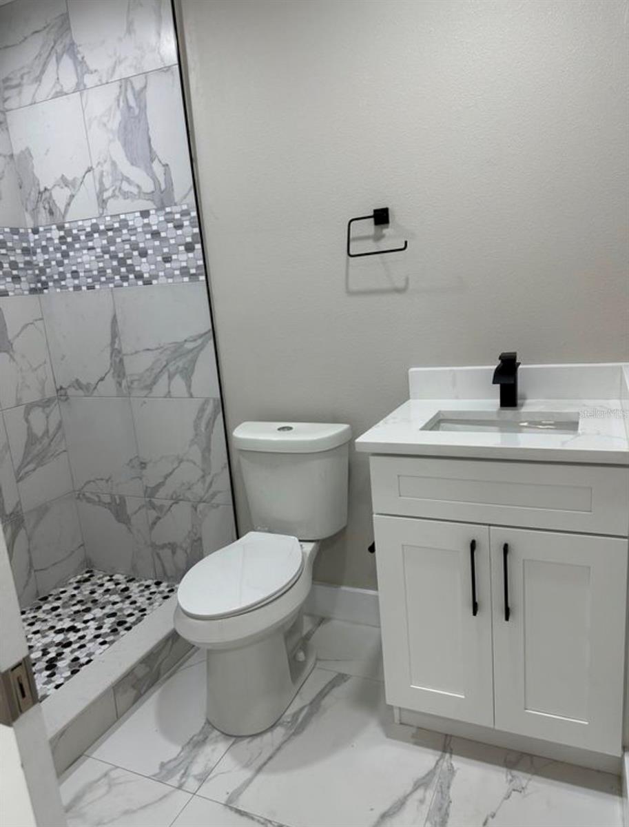 5008 N TAMPANIA AVE, TAMPA, FL, 33614