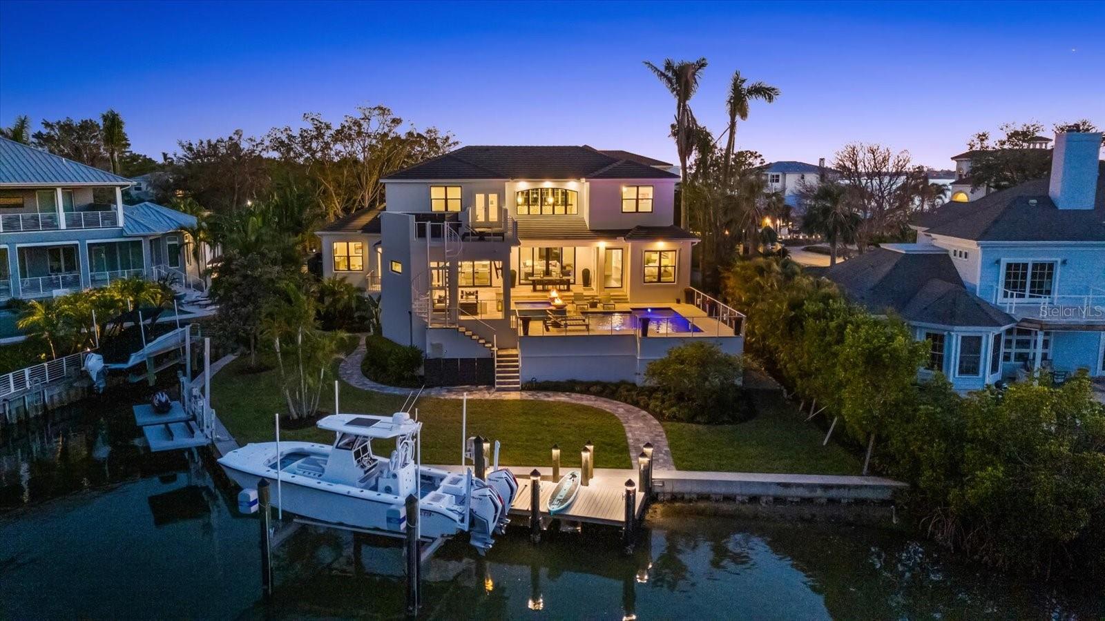 1525 MALLARD LN, SARASOTA, FL, 34239