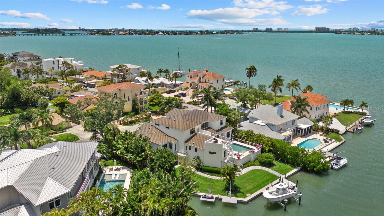 1525 MALLARD LN, SARASOTA, FL, 34239