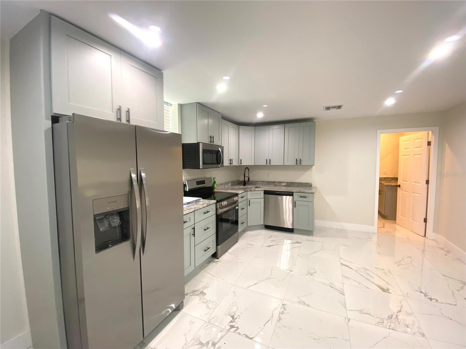 207 AVENUE E SE, WINTER HAVEN, FL, 33880
