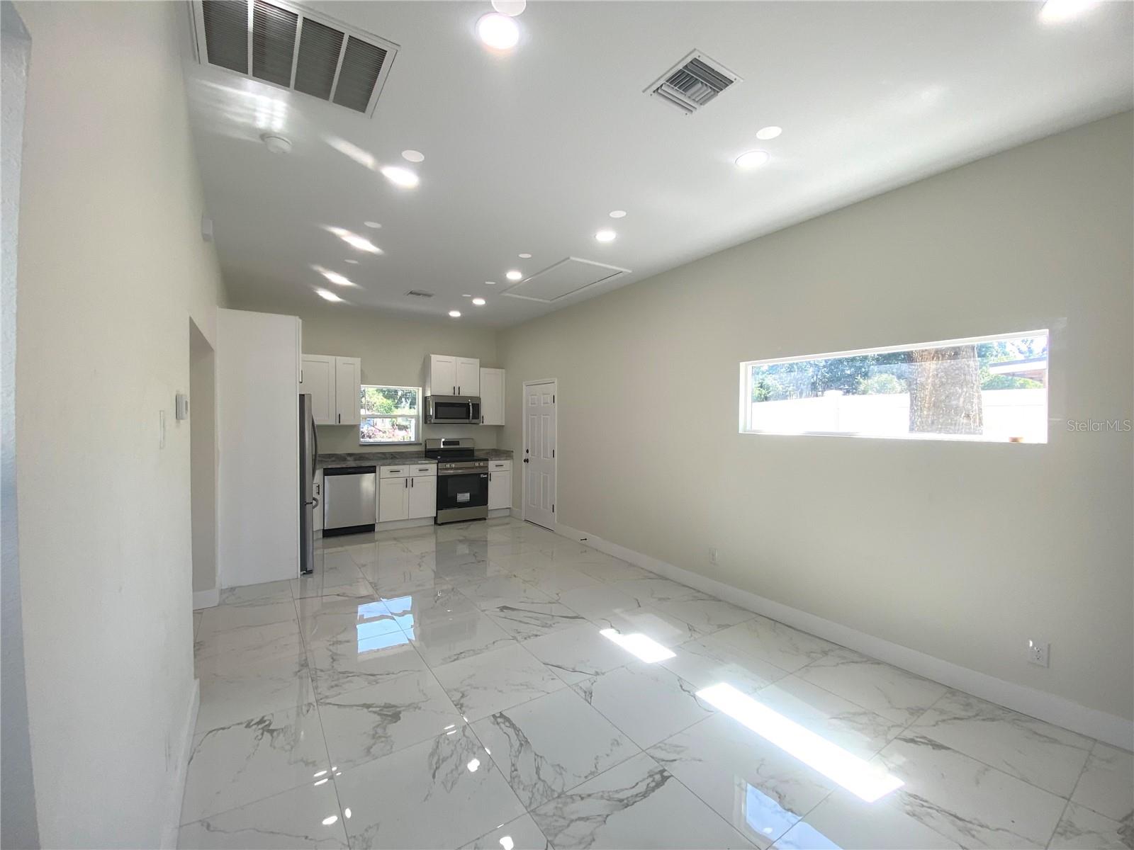 207 AVENUE E SE, WINTER HAVEN, FL, 33880