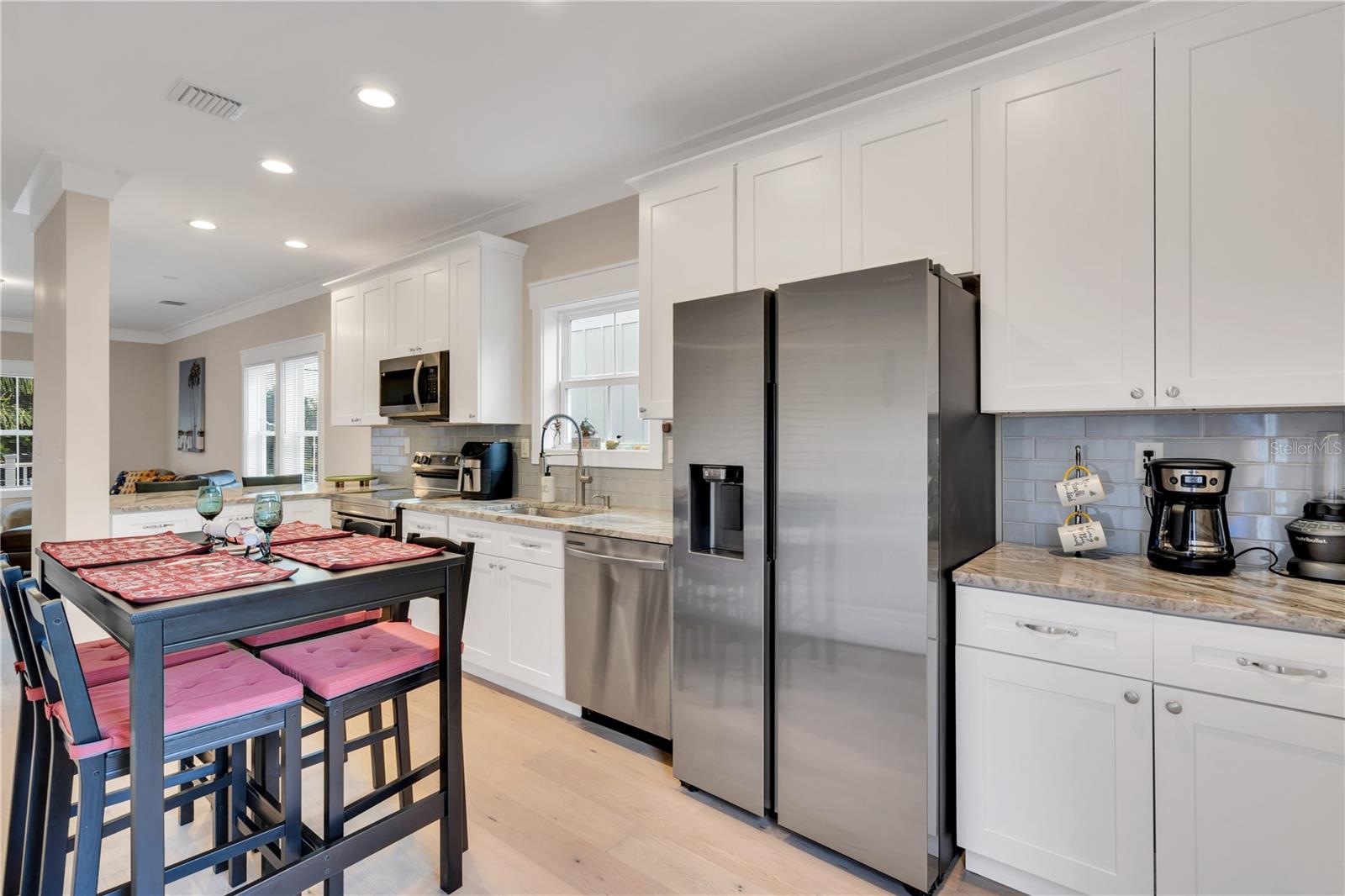340 6TH ST E, BRADENTON, FL, 34208
