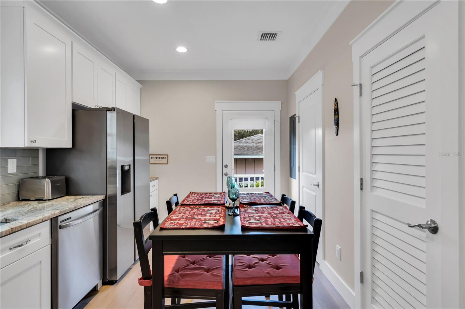340 6TH ST E, BRADENTON, FL, 34208