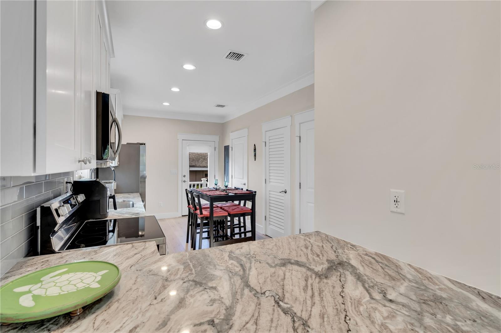 340 6TH ST E, BRADENTON, FL, 34208